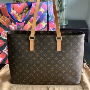 Louis Vuitton Luco tote